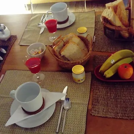 Bed & Breakfast Suit' *