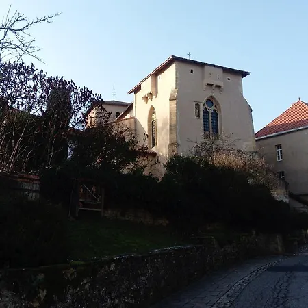 Suit' * Metz